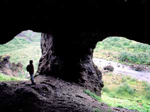 Glymur cave