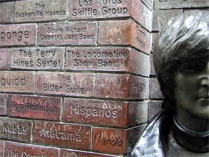 Beatle statue