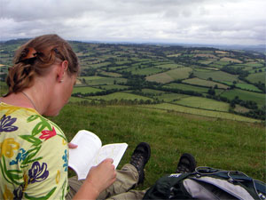 Mirjam reading the guidebook