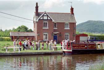 Boat trip along the canal to Llangollen